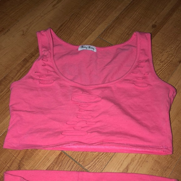 Pink Ripped Crop Top & Capri Set - Picture 2 of 4